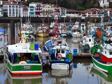 sa-realisation-saint-jean-de-luz-port-jpg